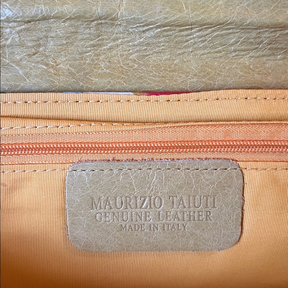 Handbag - Picture 2 of 2